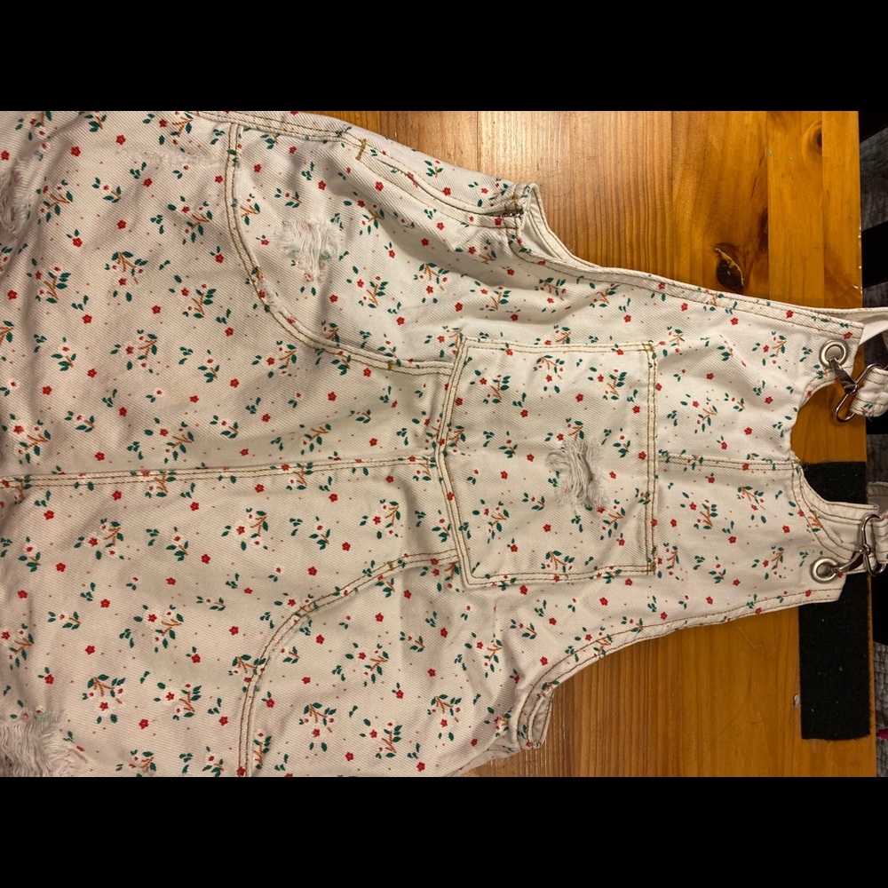 Short Jumper and Sandals